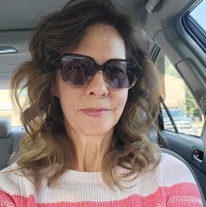 Meet your Posher, Dawn